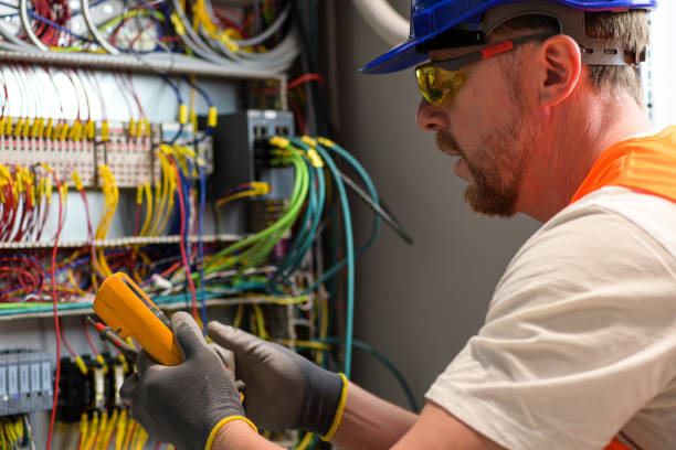 Best Electrical Outlet Repair  in Hudson, IL