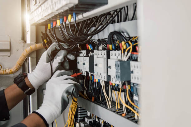 Best Affordable Electrician  in Hudson, IL
